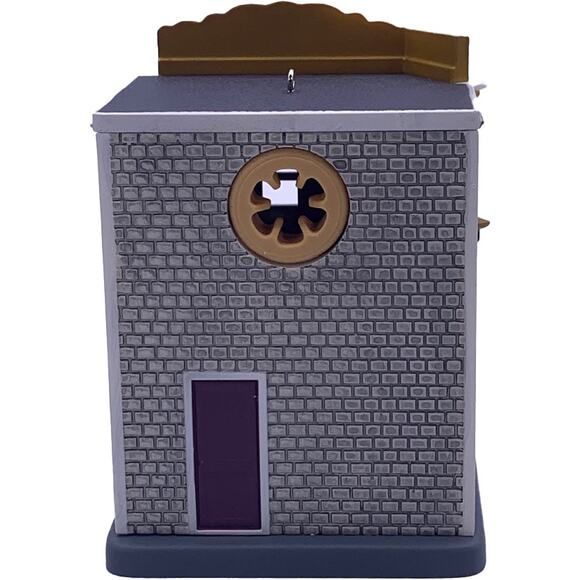 Hallmark Keepsake Korners 2017 Tannenbaum's Department Store Ornament in Box - Picture 4 of 6